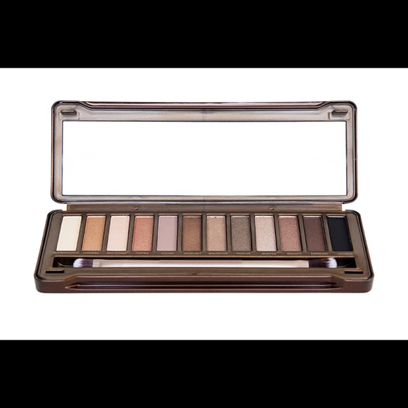 Pure Cosmetics Nude Collection Eyeshadow Palette - Picture 2 of 4